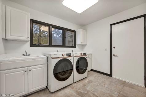 2 Salem Court Beachwood OH 44122