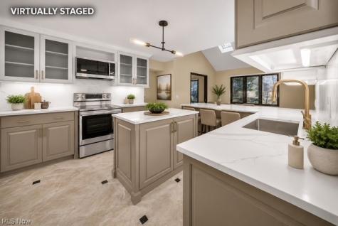 2 Salem Court Beachwood OH 44122