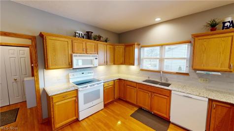 1312 Sunset Way Circle Kent OH 44240
