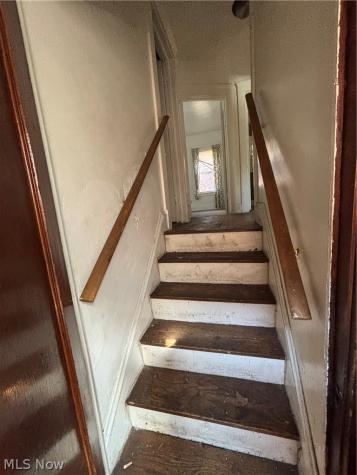 462 Eddy Road Cleveland OH 44108