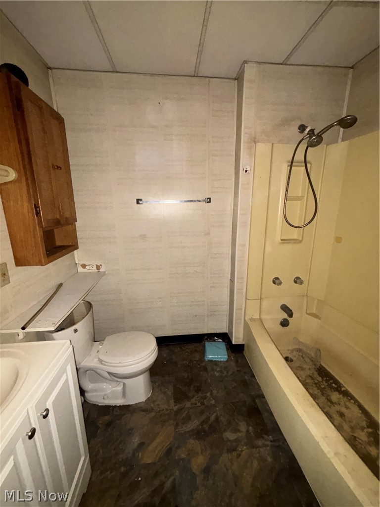 462 Eddy Road Cleveland OH 44108