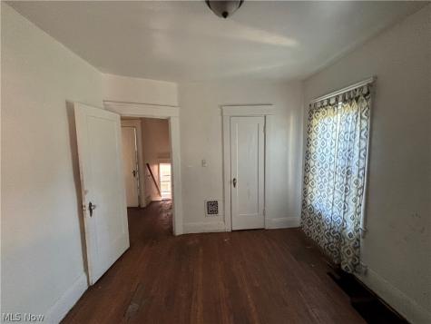 462 Eddy Road Cleveland OH 44108