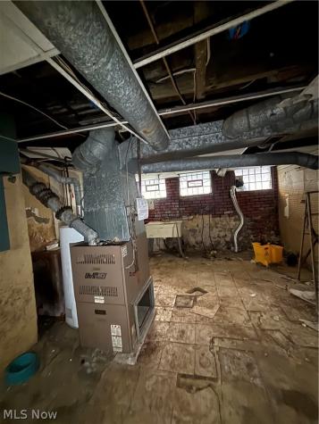 462 Eddy Road Cleveland OH 44108