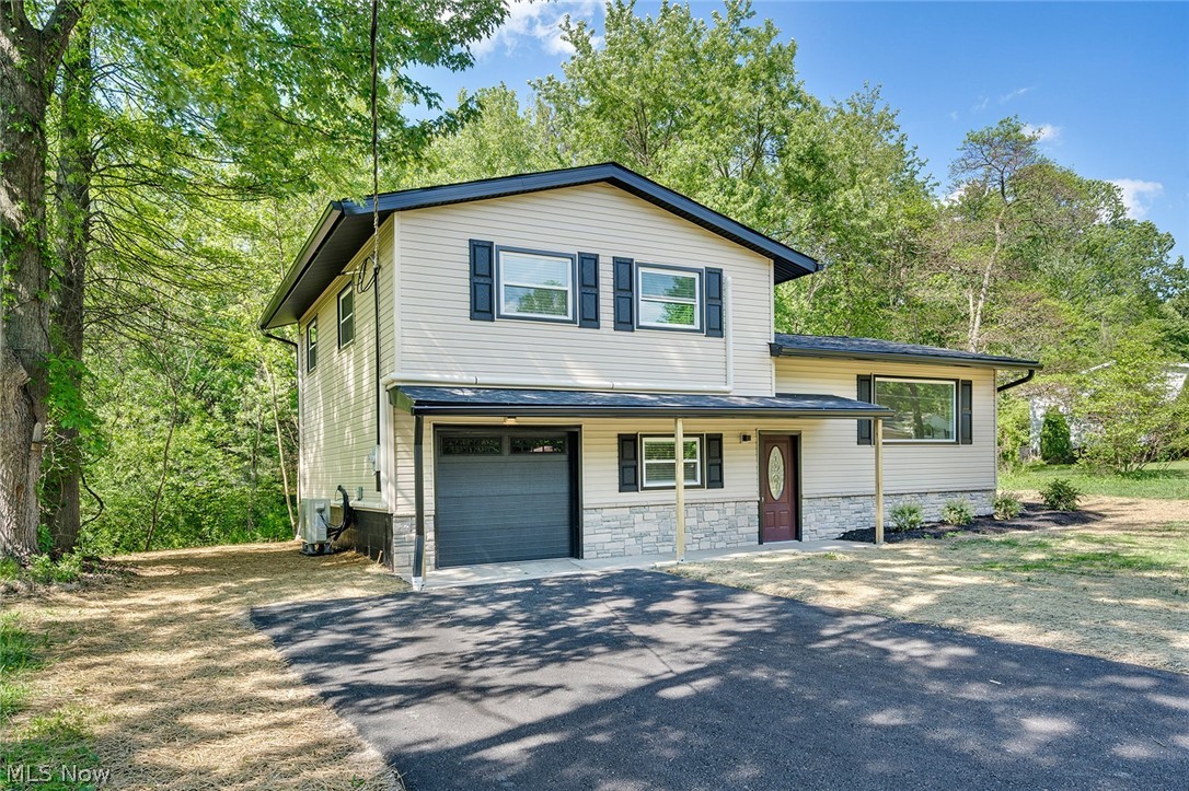 6967 Tamarack Drive Hubbard OH 44425
