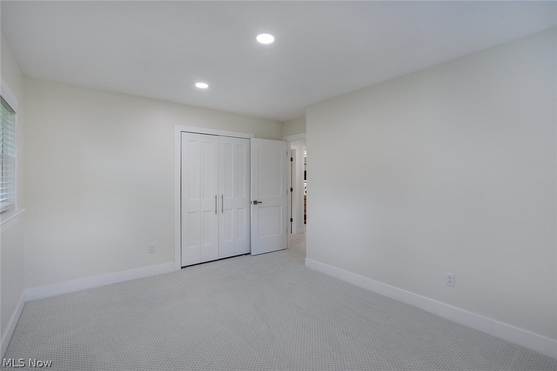 6967 Tamarack Drive Hubbard OH 44425
