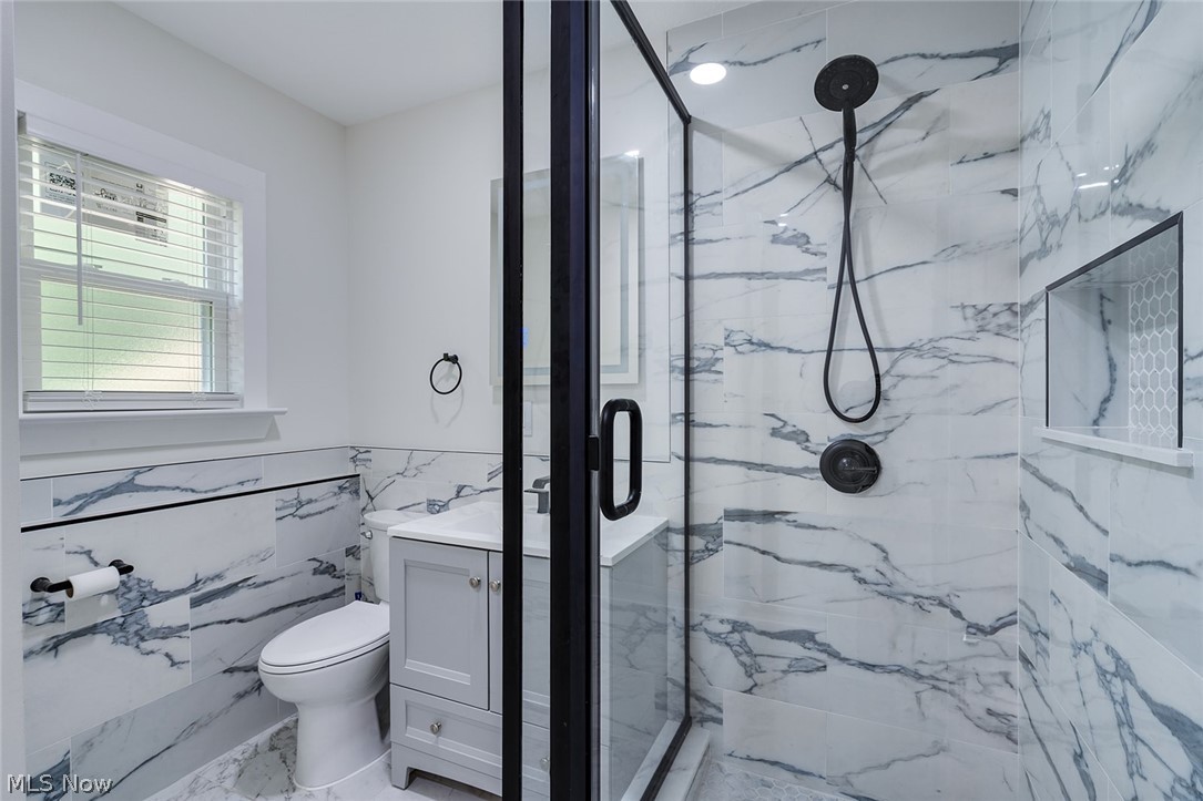 6967 Tamarack Drive Hubbard OH 44425