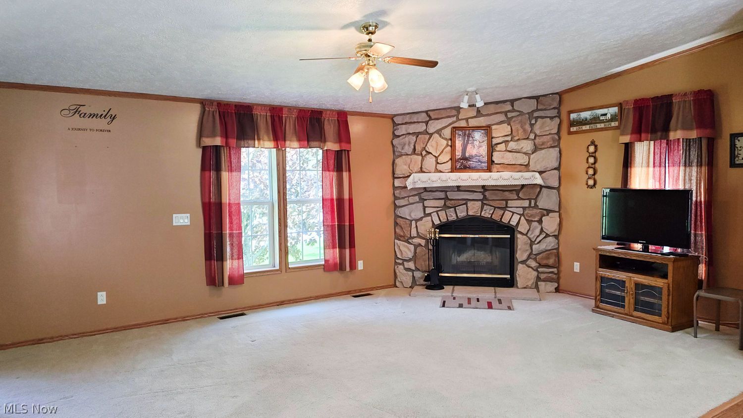 11424 Beard Road New Springfield OH 44443
