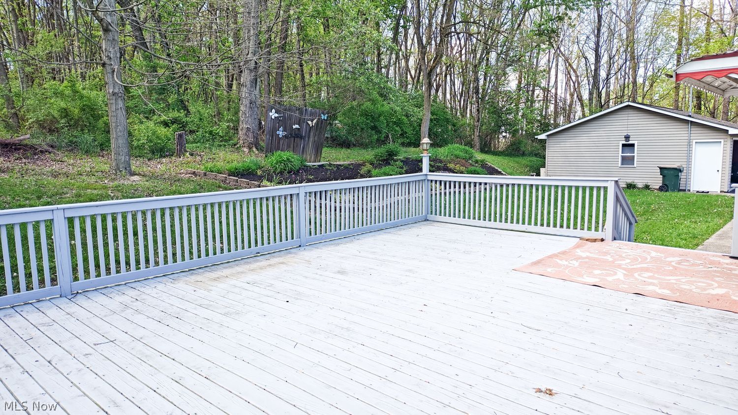 11424 Beard Road New Springfield OH 44443