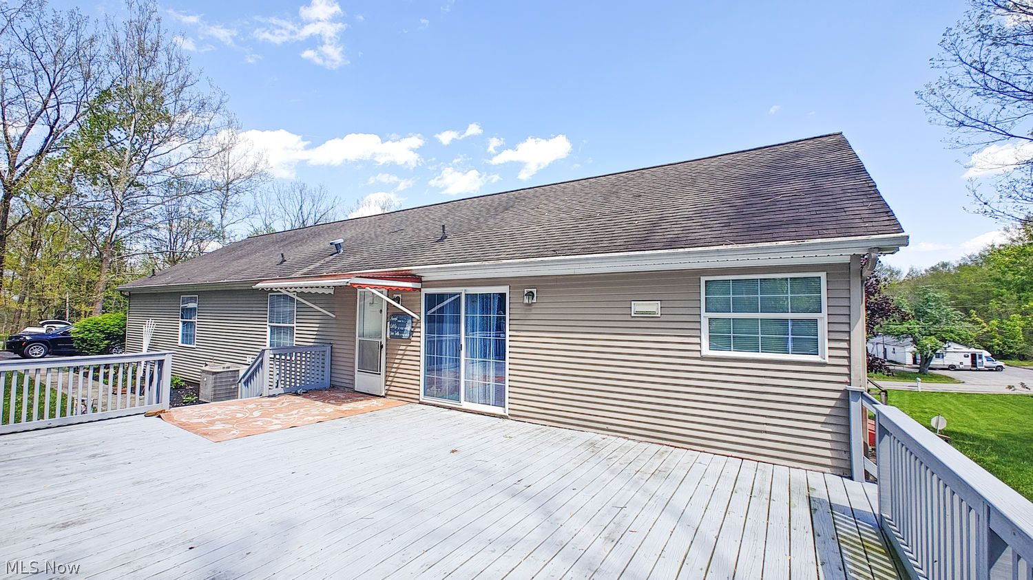 11424 Beard Road New Springfield OH 44443