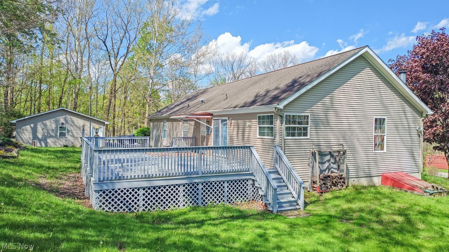 11424 Beard Road New Springfield OH 44443
