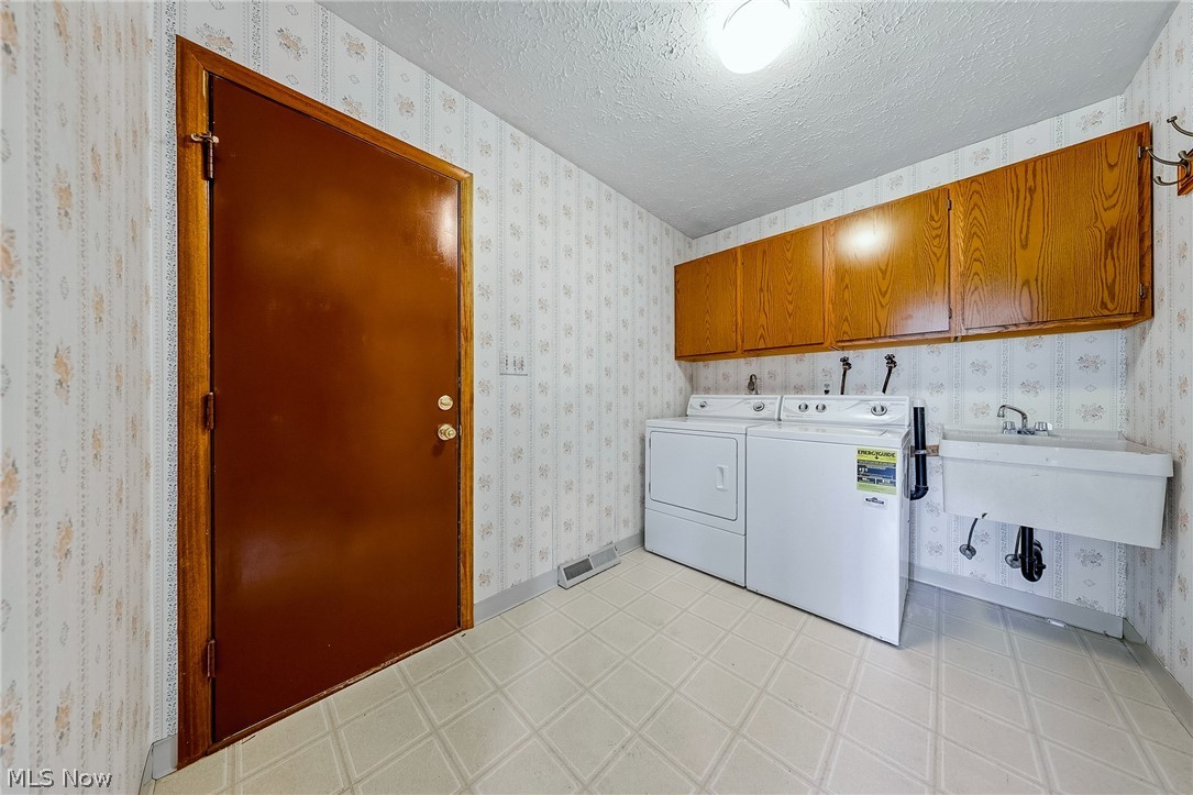 9841 Applewood Drive North Royalton OH 44133
