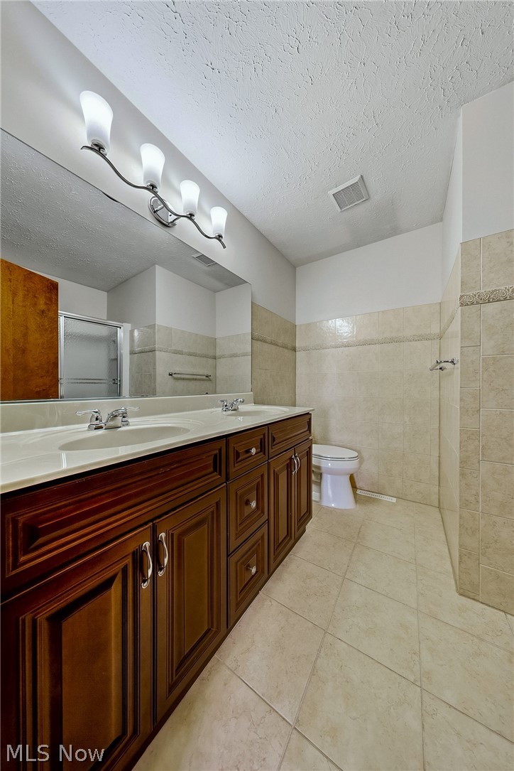 9841 Applewood Drive North Royalton OH 44133
