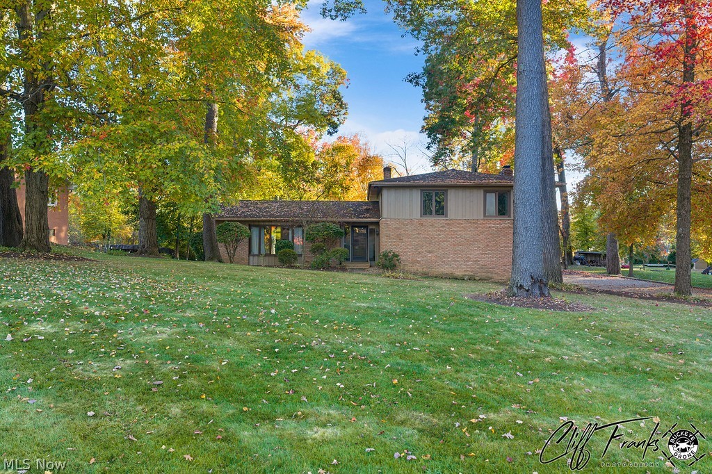 2958 Sherbrook Drive Springfield OH 44685
