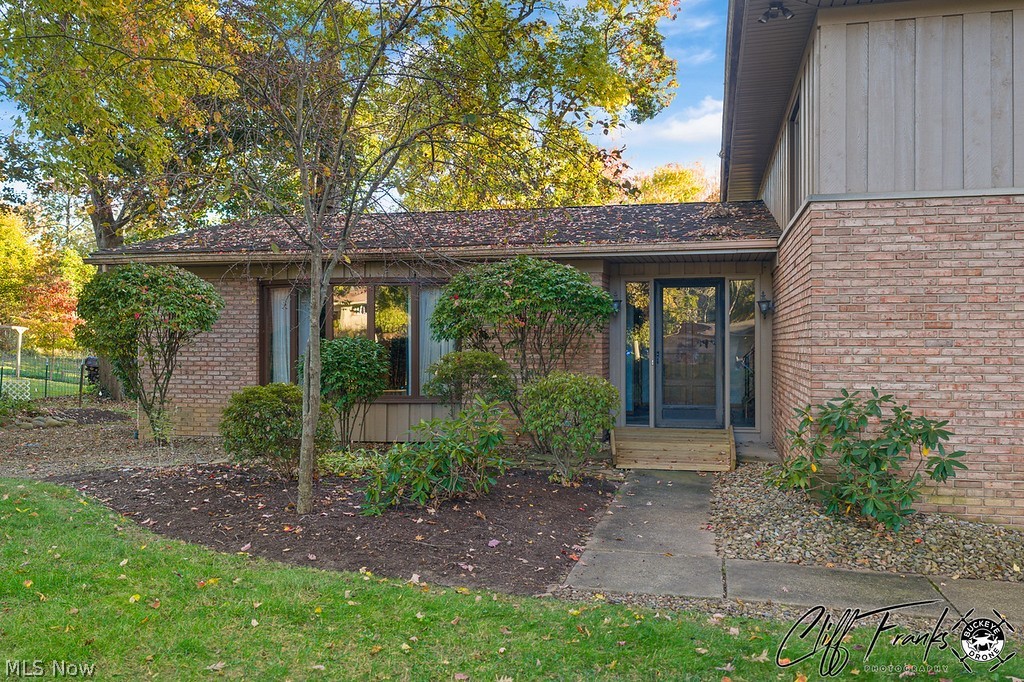 2958 Sherbrook Drive Springfield OH 44685
