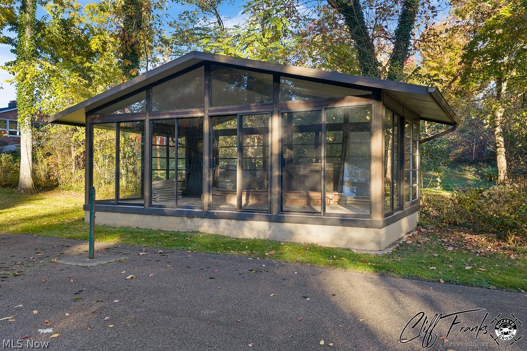 2958 Sherbrook Drive Springfield OH 44685