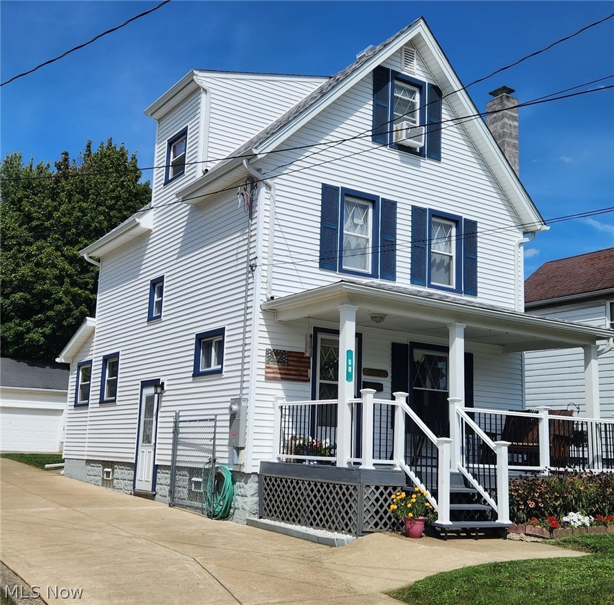 80 Smithsonian Street Girard OH 44420