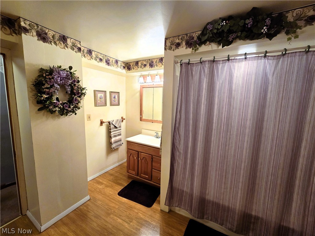 80 Smithsonian Street Girard OH 44420
