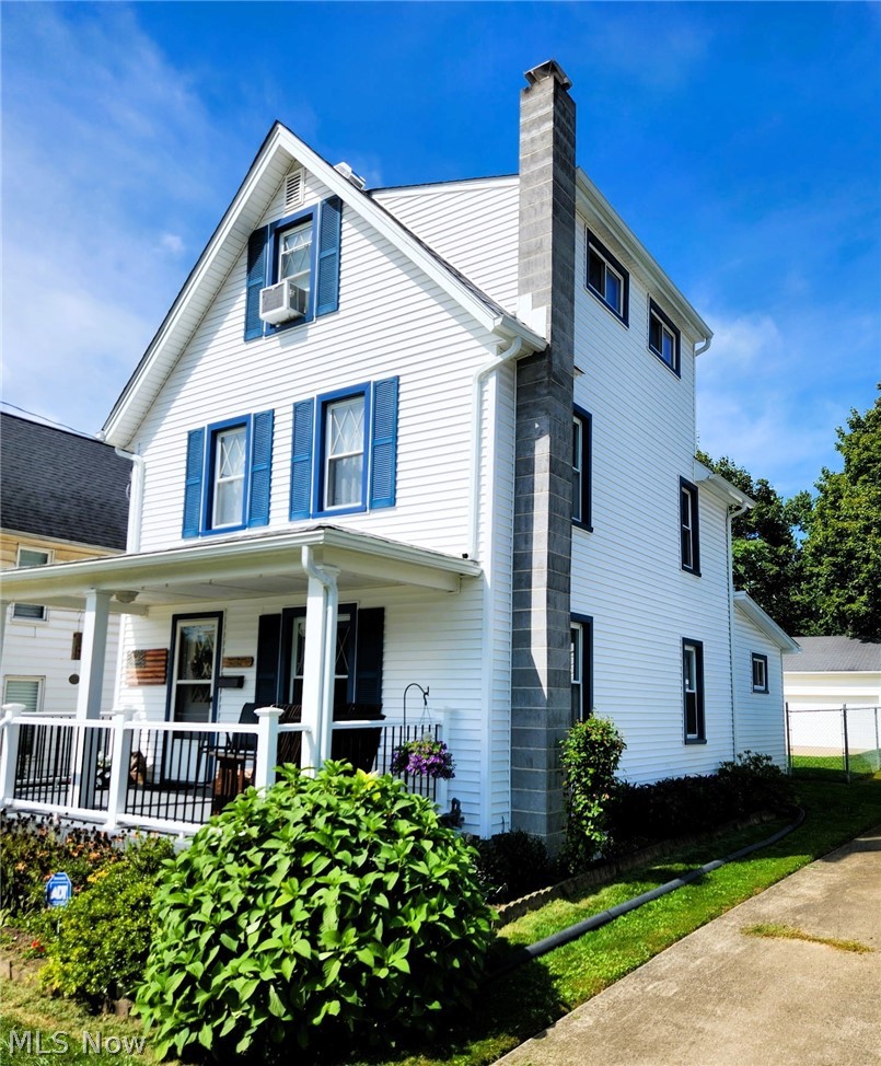 80 Smithsonian Street Girard OH 44420