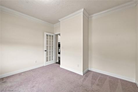 38482 Deepdale Court Avon OH 44011