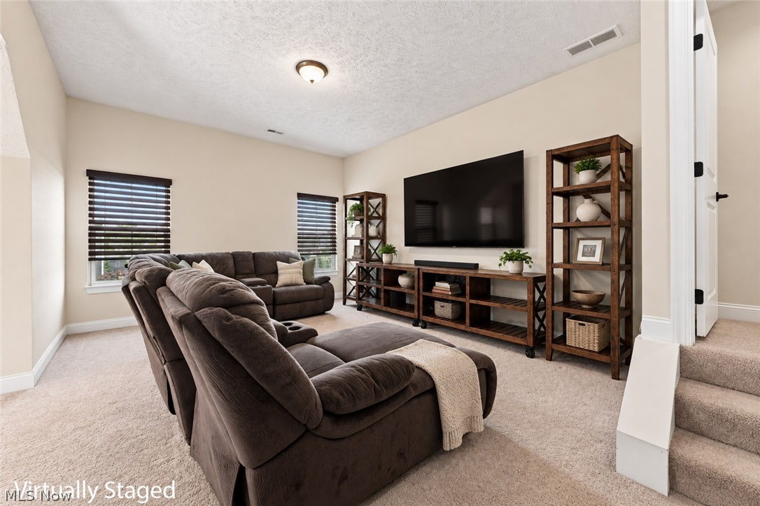 38482 Deepdale Court Avon OH 44011