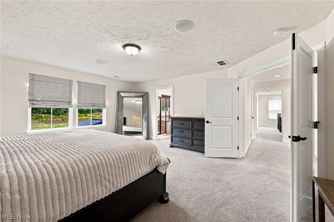 38482 Deepdale Court Avon OH 44011