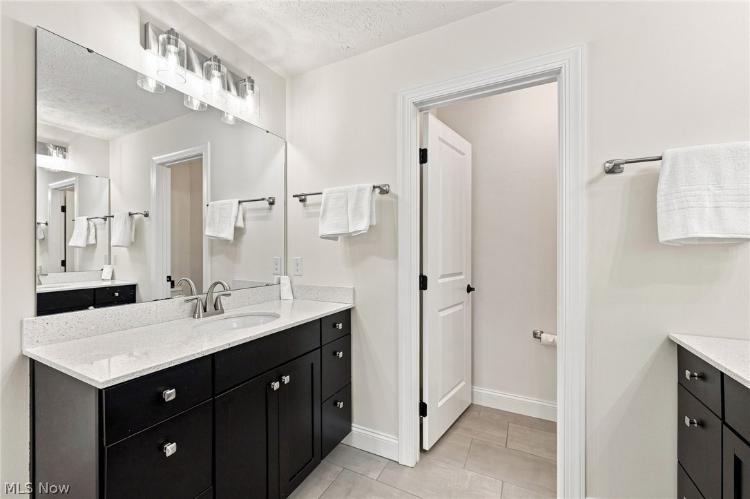 38482 Deepdale Court Avon OH 44011