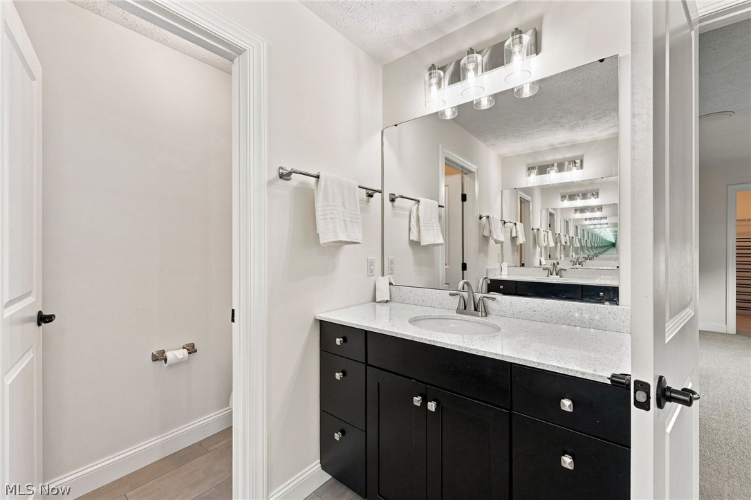 38482 Deepdale Court Avon OH 44011
