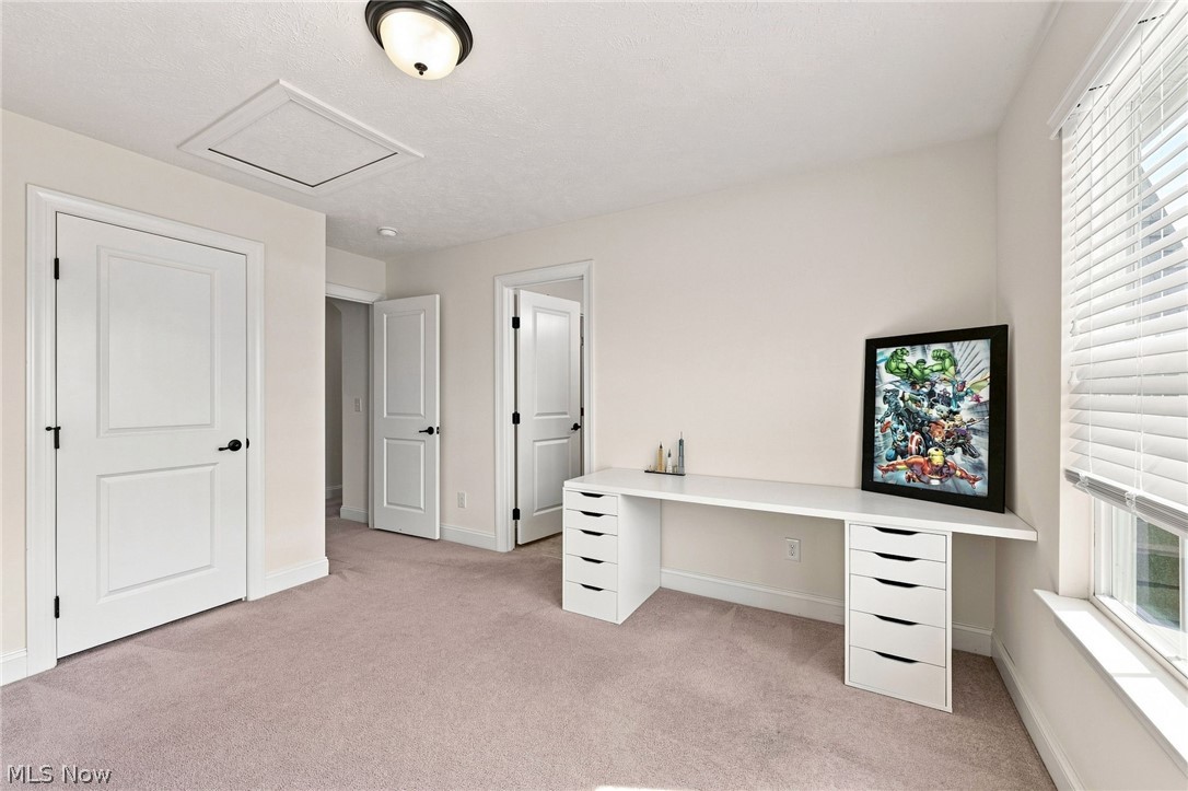 38482 Deepdale Court Avon OH 44011