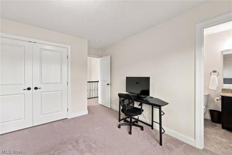 38482 Deepdale Court Avon OH 44011