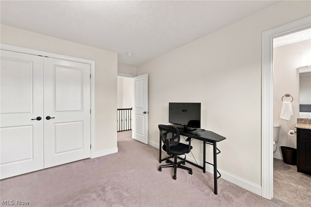 38482 Deepdale Court Avon OH 44011