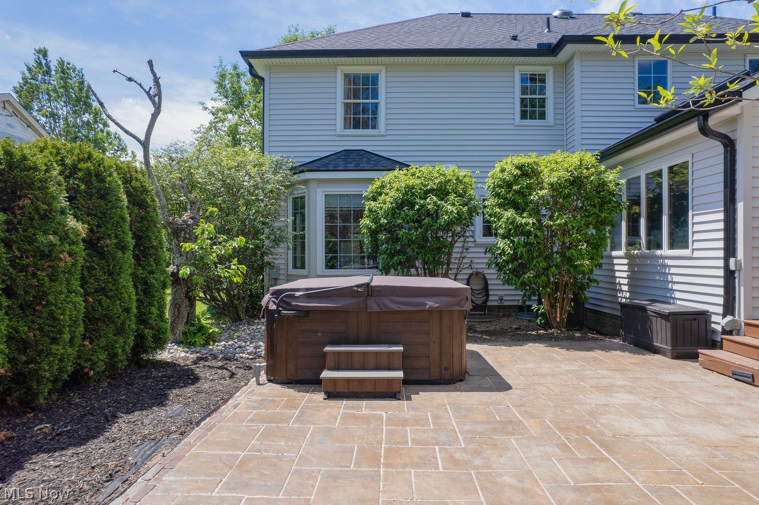 37173 Oneill Drive Solon OH 44139