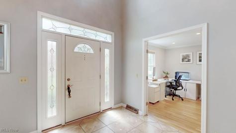 37173 Oneill Drive Solon OH 44139