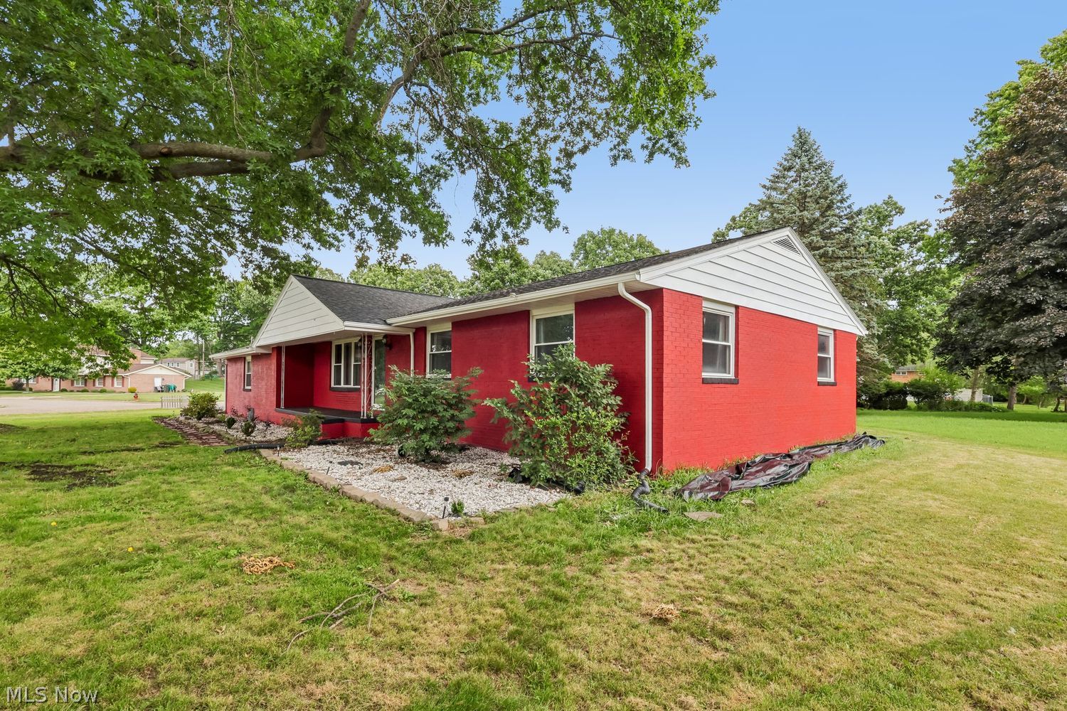 4442 Orchard Dale Drive NW Canton OH 44709