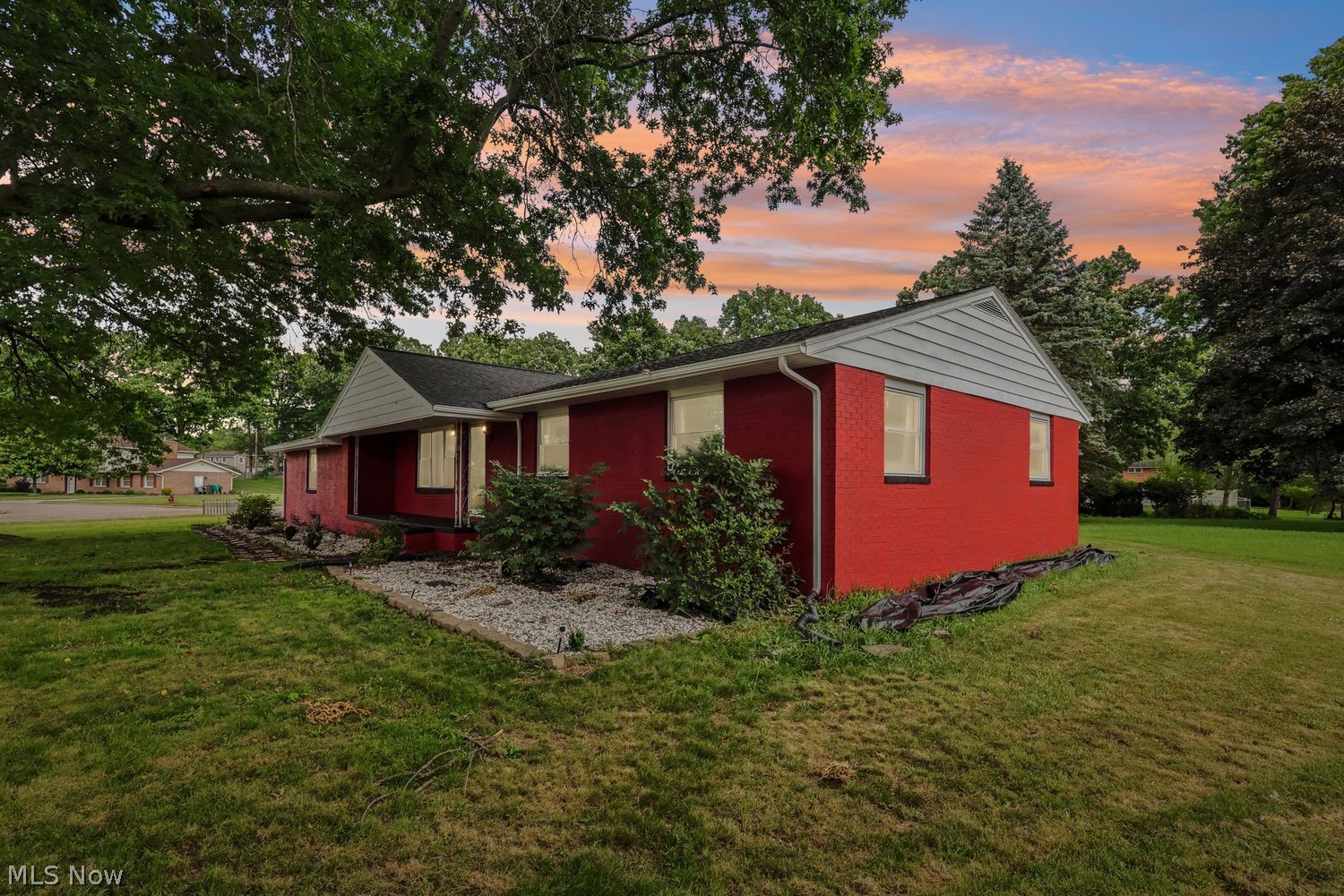 4442 Orchard Dale Drive NW Canton OH 44709