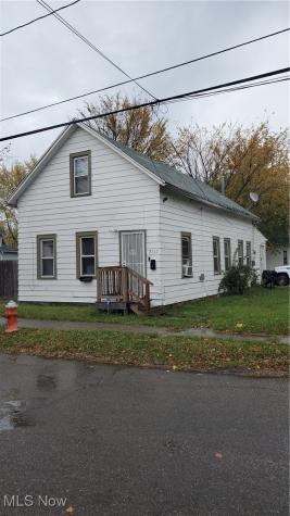 3267 W 48th Street Cleveland OH 44102