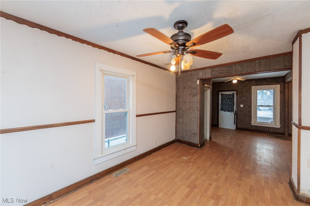 228 Florida Avenue Lorain OH 44052