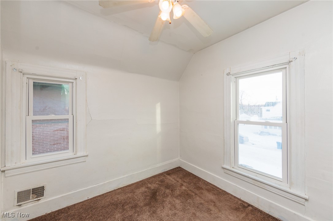 228 Florida Avenue Lorain OH 44052