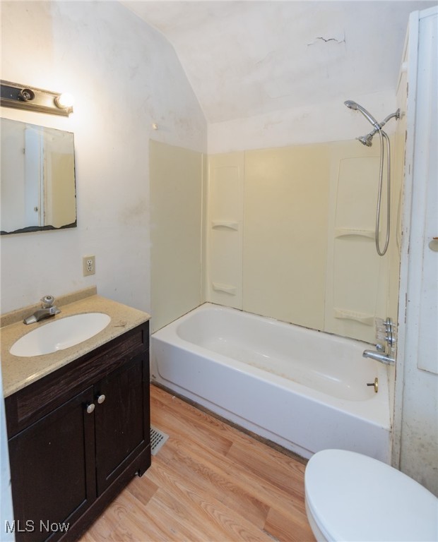 228 Florida Avenue Lorain OH 44052