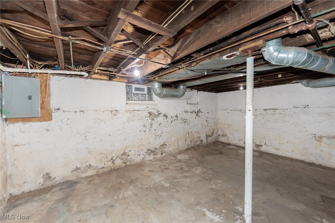 228 Florida Avenue Lorain OH 44052