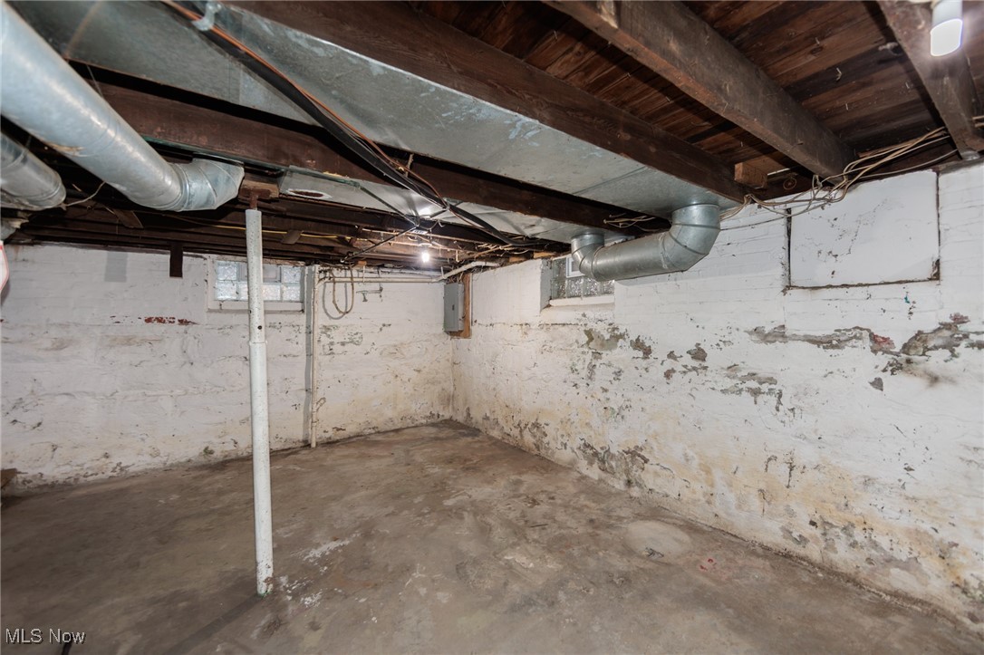 228 Florida Avenue Lorain OH 44052