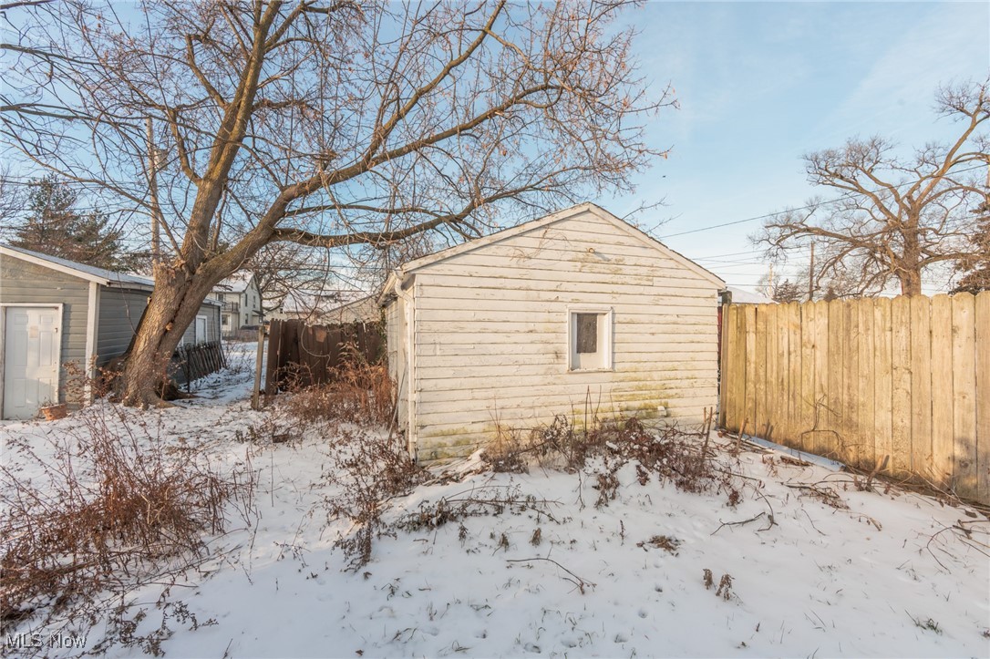 228 Florida Avenue Lorain OH 44052