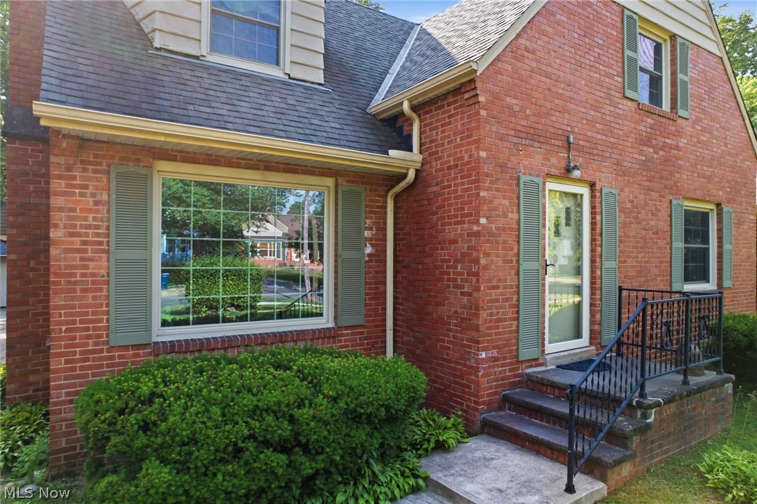 2558 Canterbury Road Cleveland Heights OH 44118