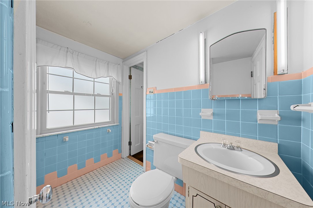 2558 Canterbury Road Cleveland Heights OH 44118