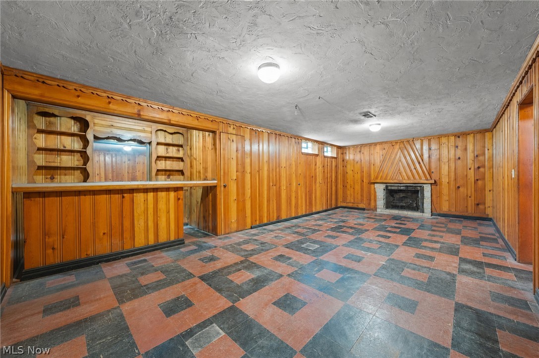 2558 Canterbury Road Cleveland Heights OH 44118