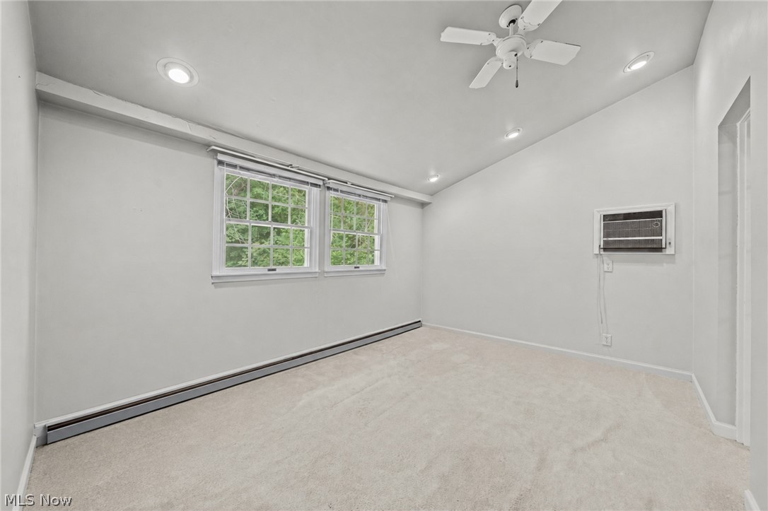 2558 Canterbury Road Cleveland Heights OH 44118