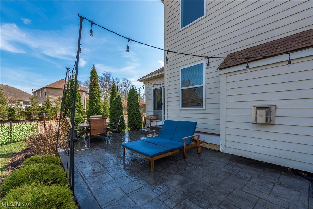 33958 Crown Colony Drive Avon OH 44011
