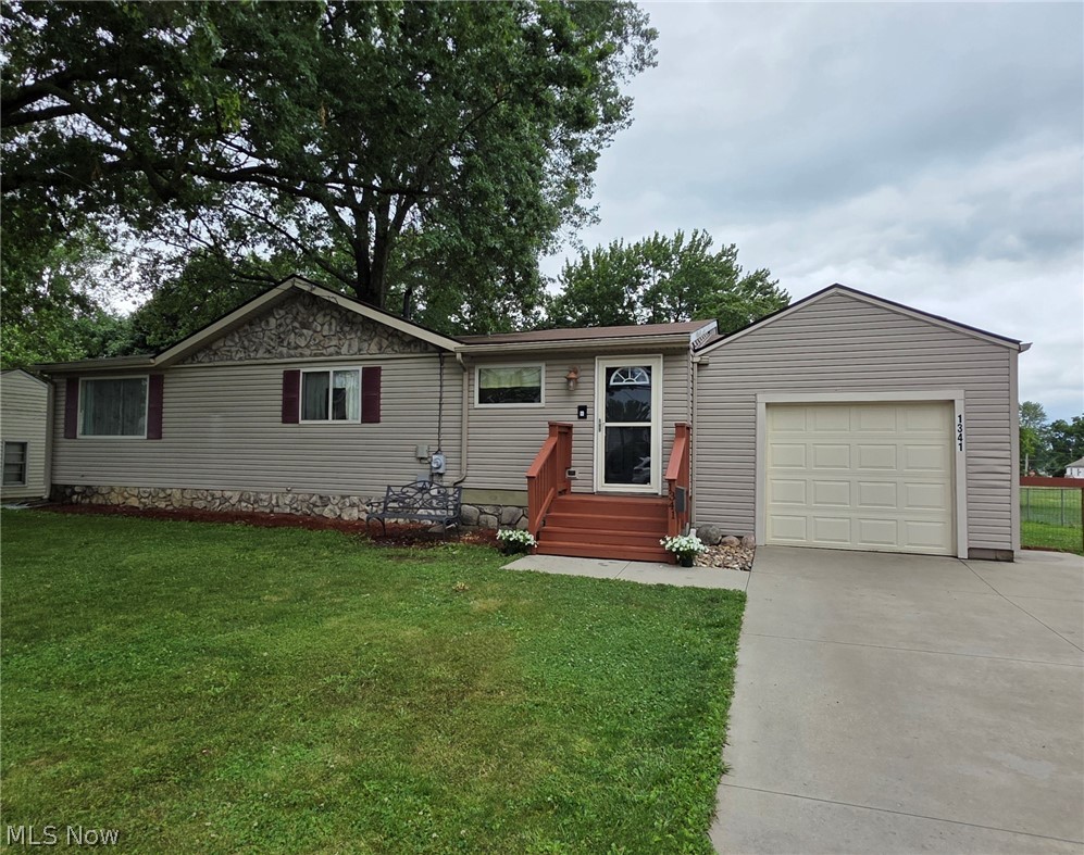 1341 Benton Street Barberton OH 44203