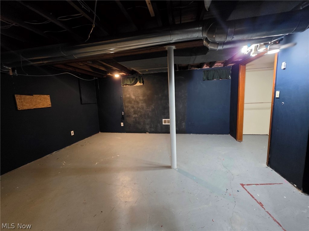1341 Benton Street Barberton OH 44203