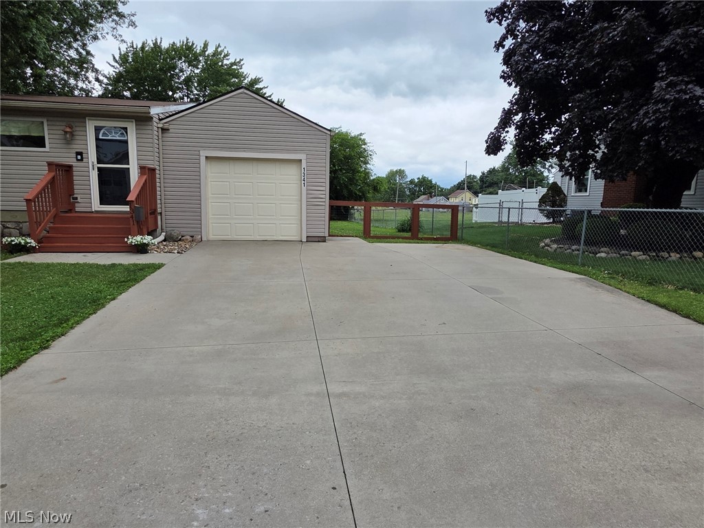 1341 Benton Street Barberton OH 44203