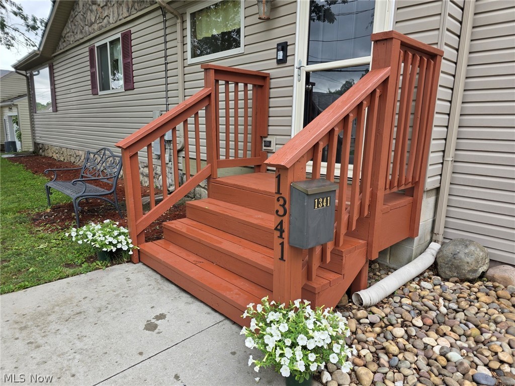 1341 Benton Street Barberton OH 44203